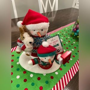 Hallmark Jingle Pals 2020 Cozy Christmas Selfie